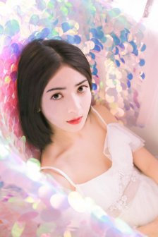 女大学生的沙龙服务